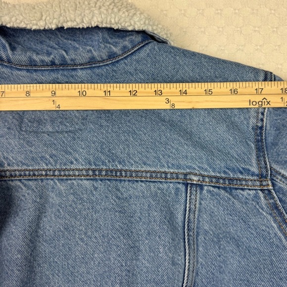 Levi's Denim Trucker Jacket Womens Plus 1X Blue Sherpa Quilted Button Front Chic - Picture 10 of 16